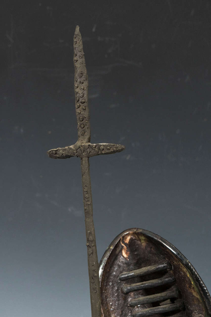 Ein Paar skulpturale Ritter aus Mischtechnik von Hanni Rothschild