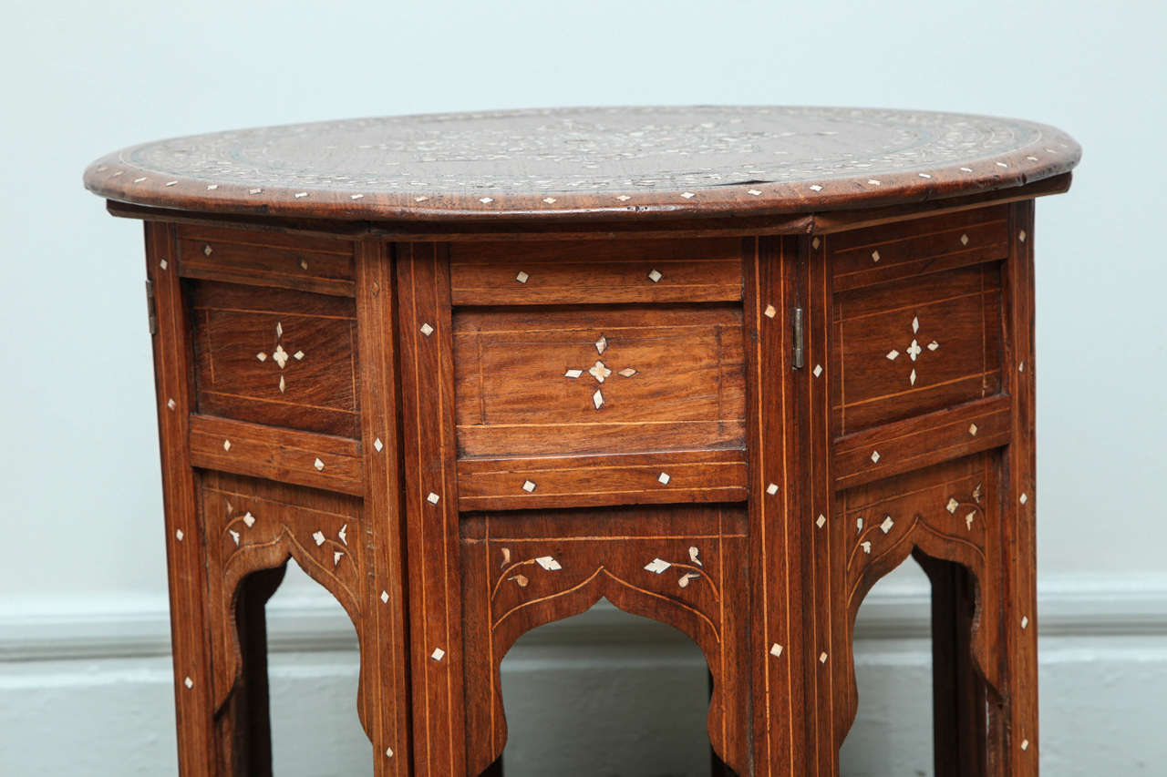 Indian Bone Inlaid Circular Folding Table In Excellent Condition In Greenwich, CT