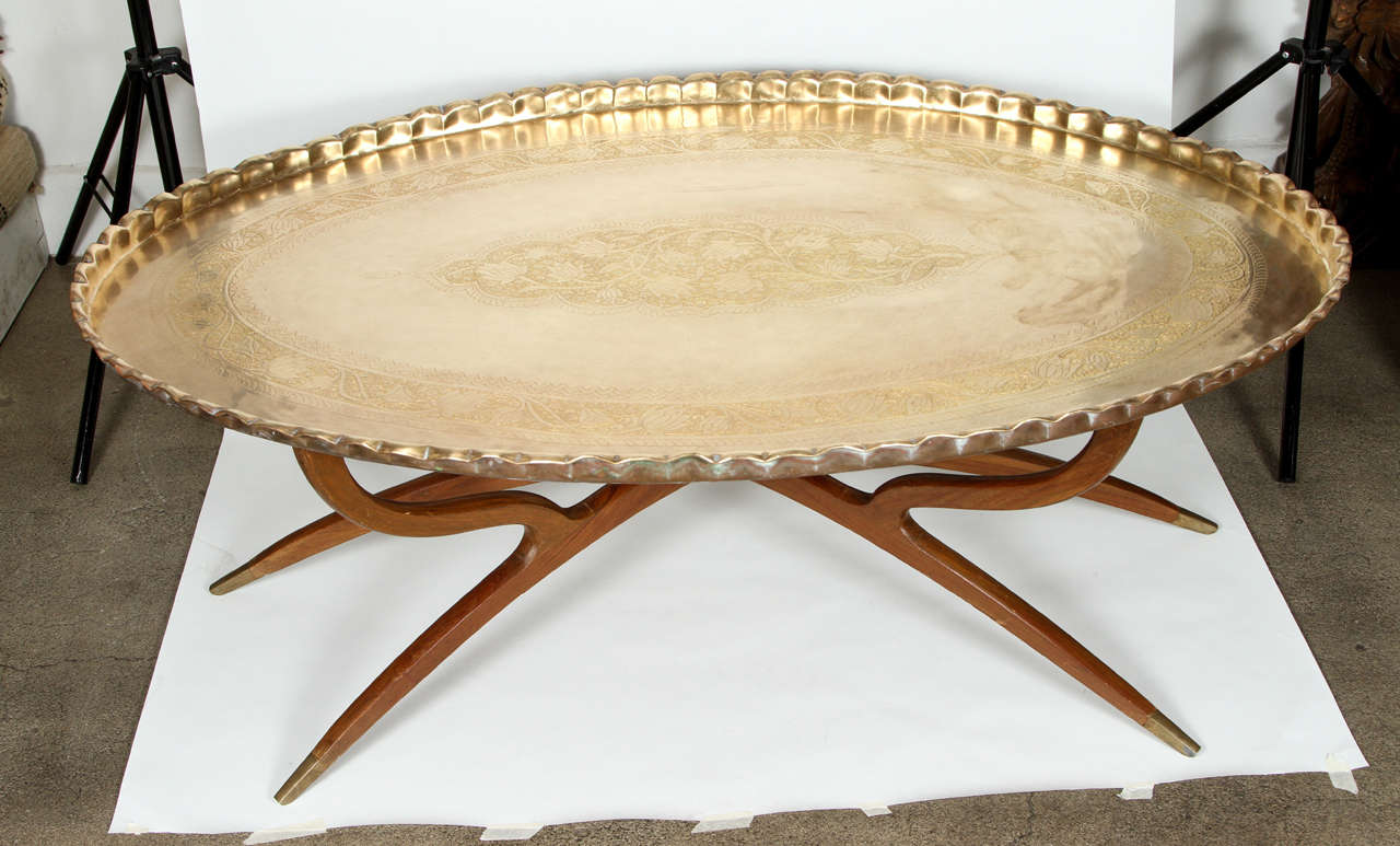 Very large mid-century oval polished solid brass tray table 55