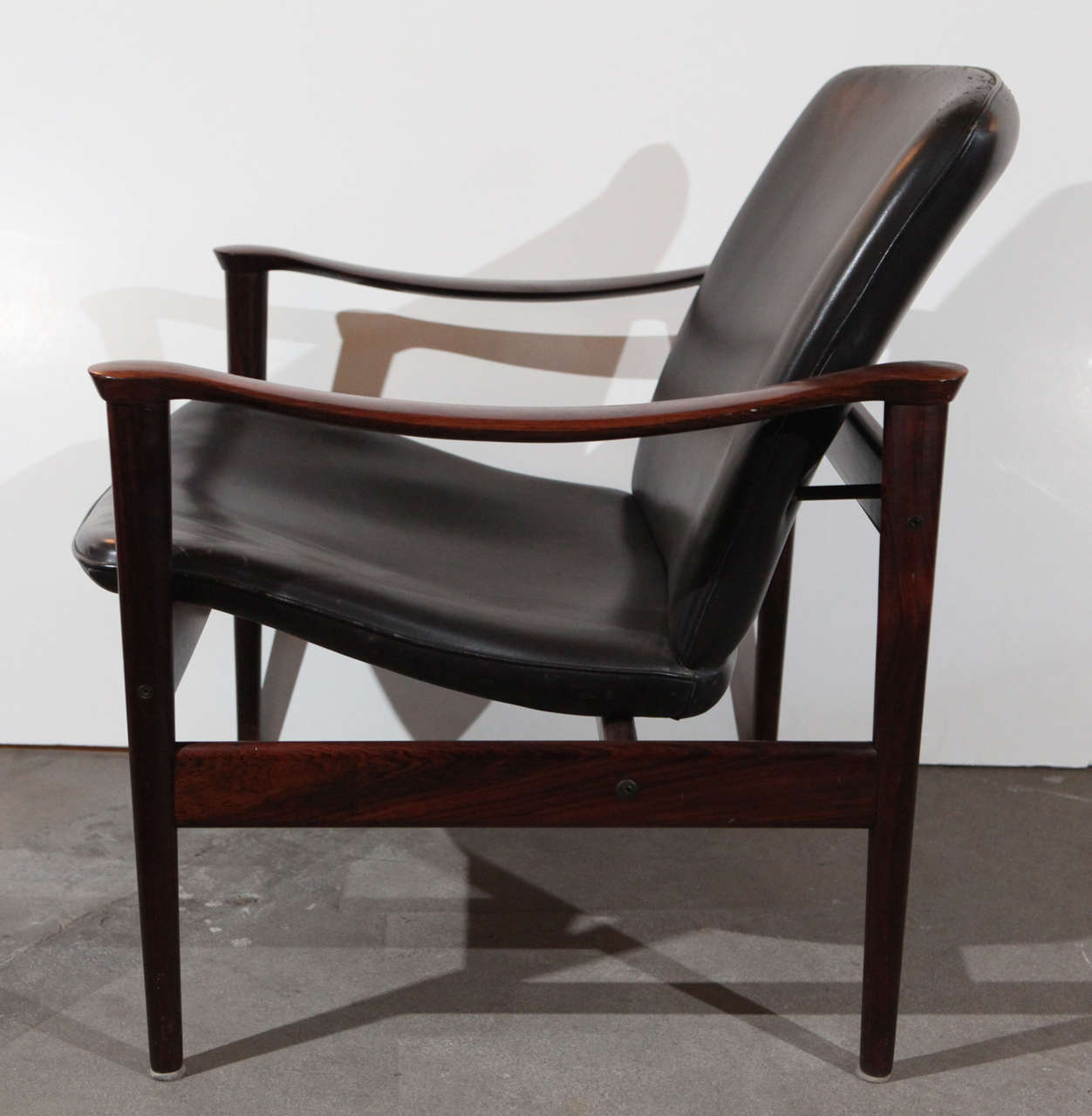 Fredrik Kayser Rosewood Armchairs 1