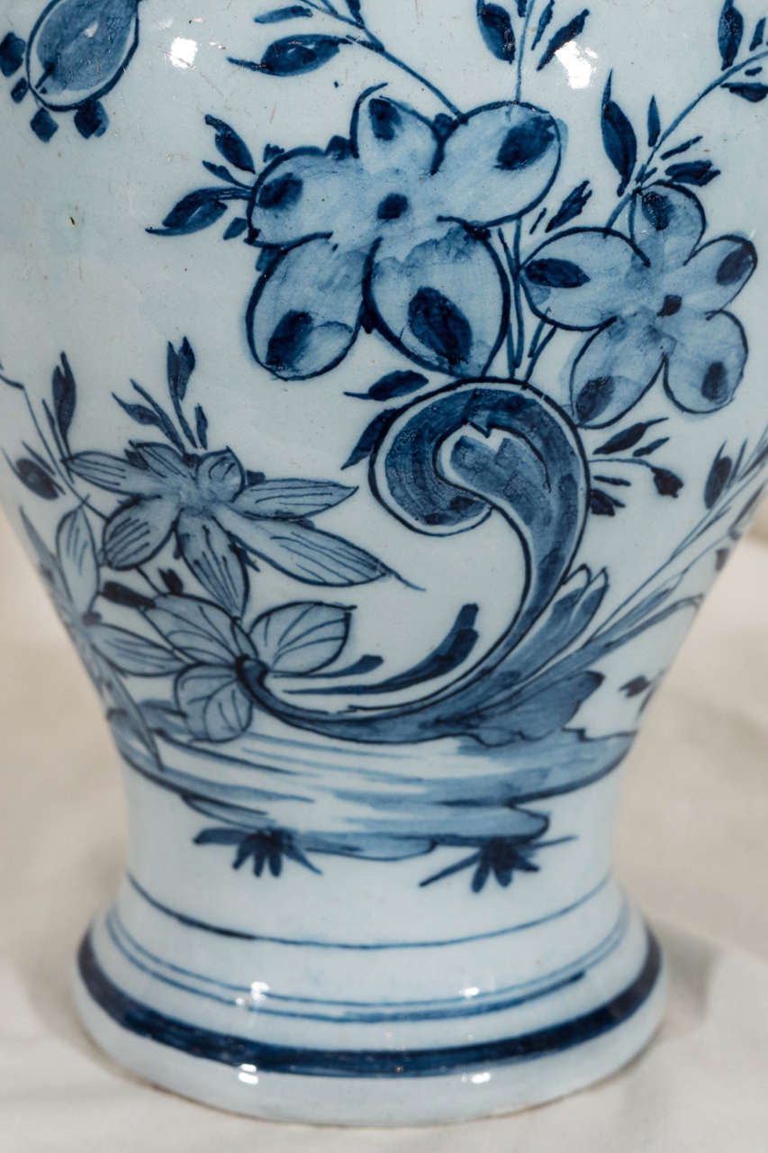 Pair of 18th Century Blue and White Dutch Delft Covered Vases In Excellent Condition In Katonah, NY
