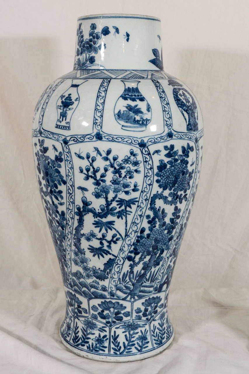 Pair of Large Chinese Blue and White Covered Vases 2