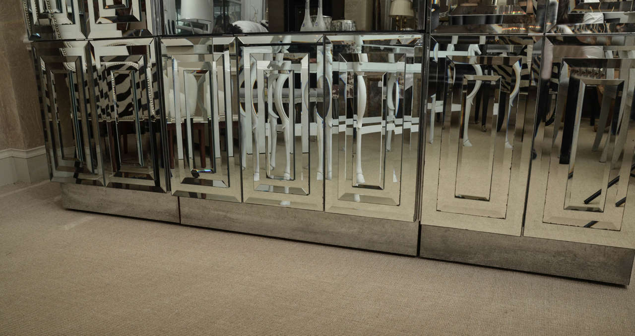 Spectacular Mid-Century Mirrored Dry Bar by Ello For Sale 4