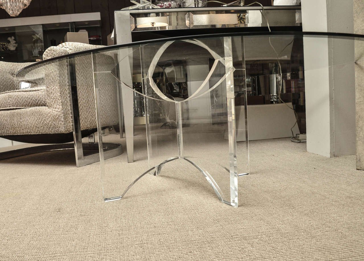 Mid-Century Round Lucite Cocktail Table with Beveled Glass Top In Excellent Condition In Water Mill, NY