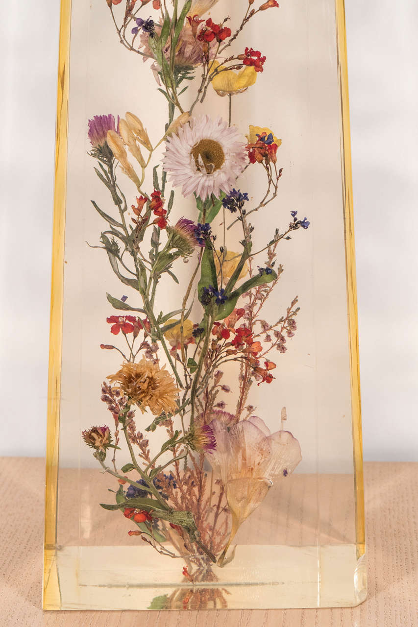 Mid-Century Modern Pierre Giraudon Resin Obelisk with Flowers, 1960s, French For Sale