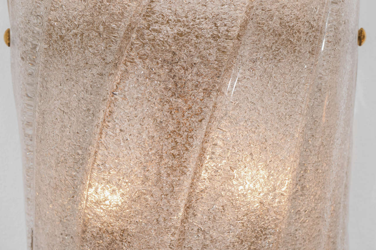 Pair of Frosted and Fluted Murano Glass Sconces In Good Condition In New York, NY