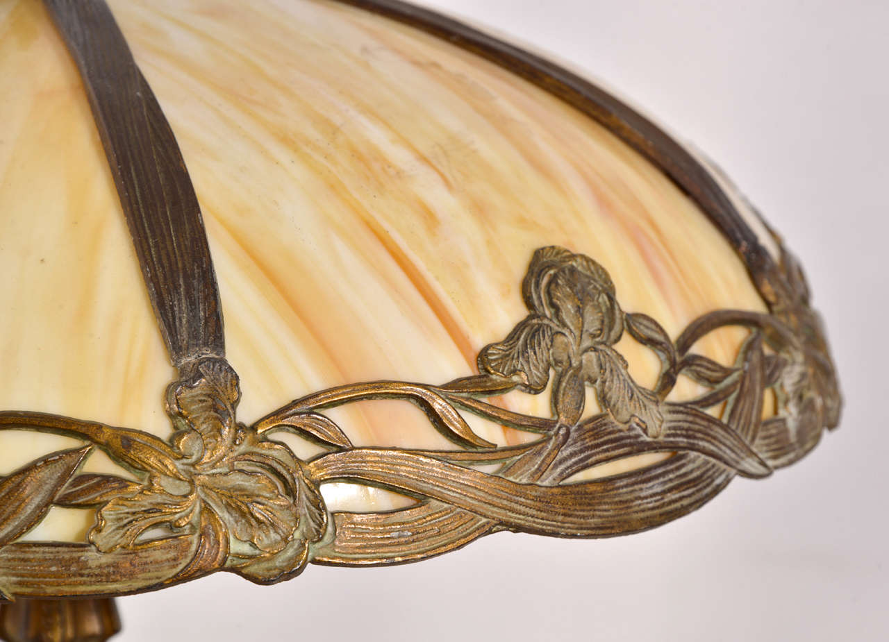 Metal Victorian Bent Slag Glass Table Lamp