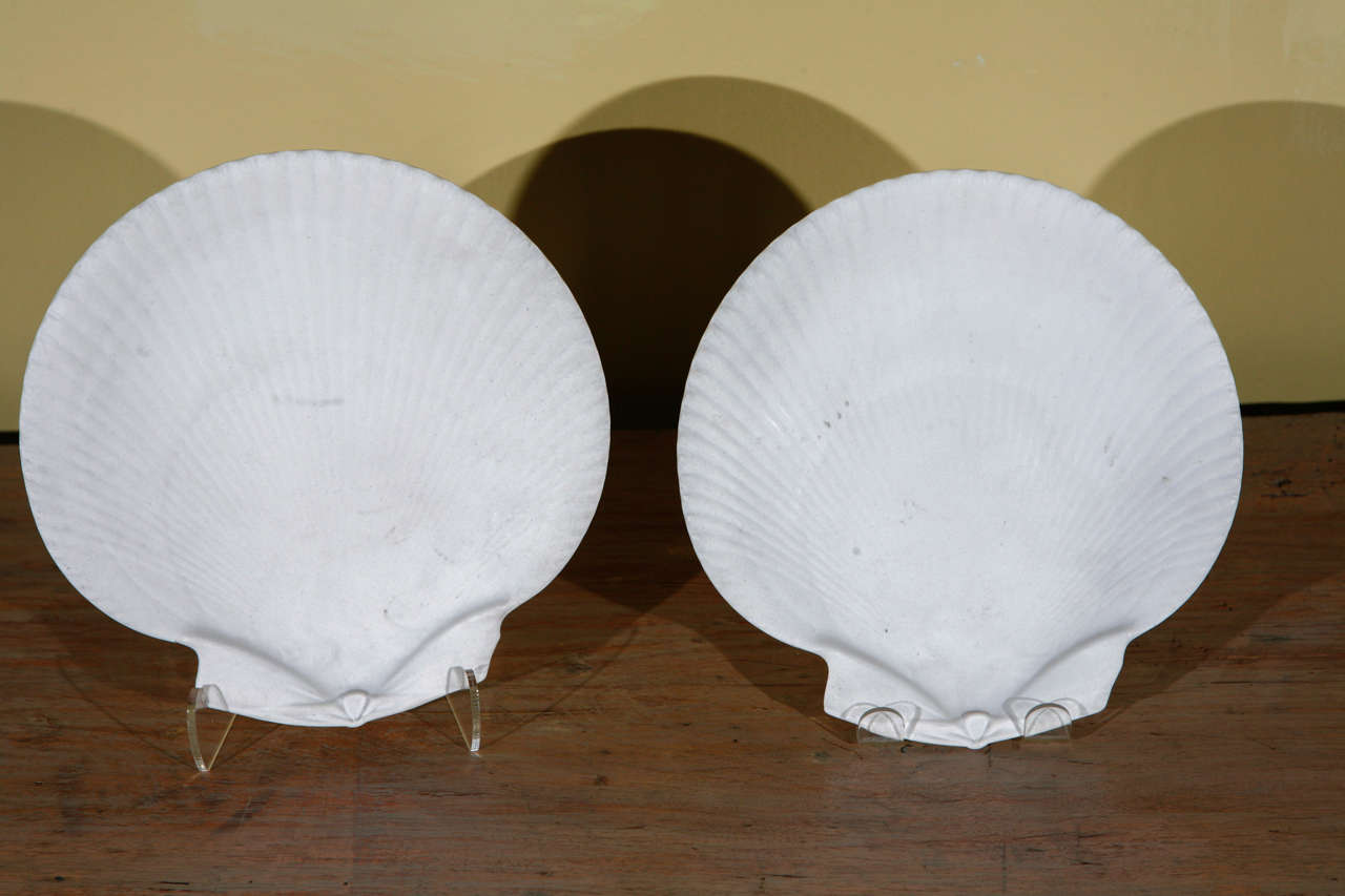 An unusual pair of White Unglazed Porcelain Scallop Shell Form Plates, Wedgwood, early 19th c.
