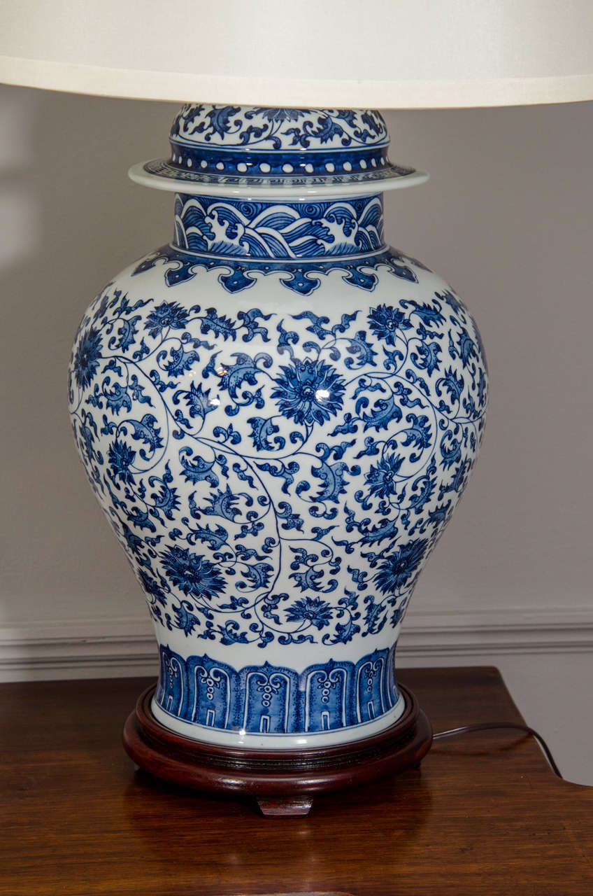 chinese blue and white porcelain lamps