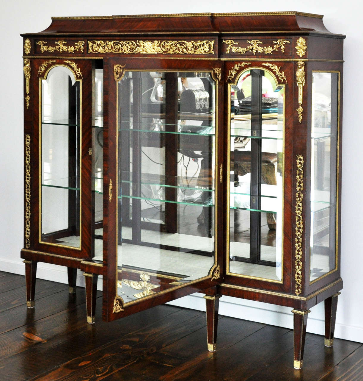 Neoclassical Style Mahogany and Gilt Bronze Vitrine, France, 1880 For Sale 2