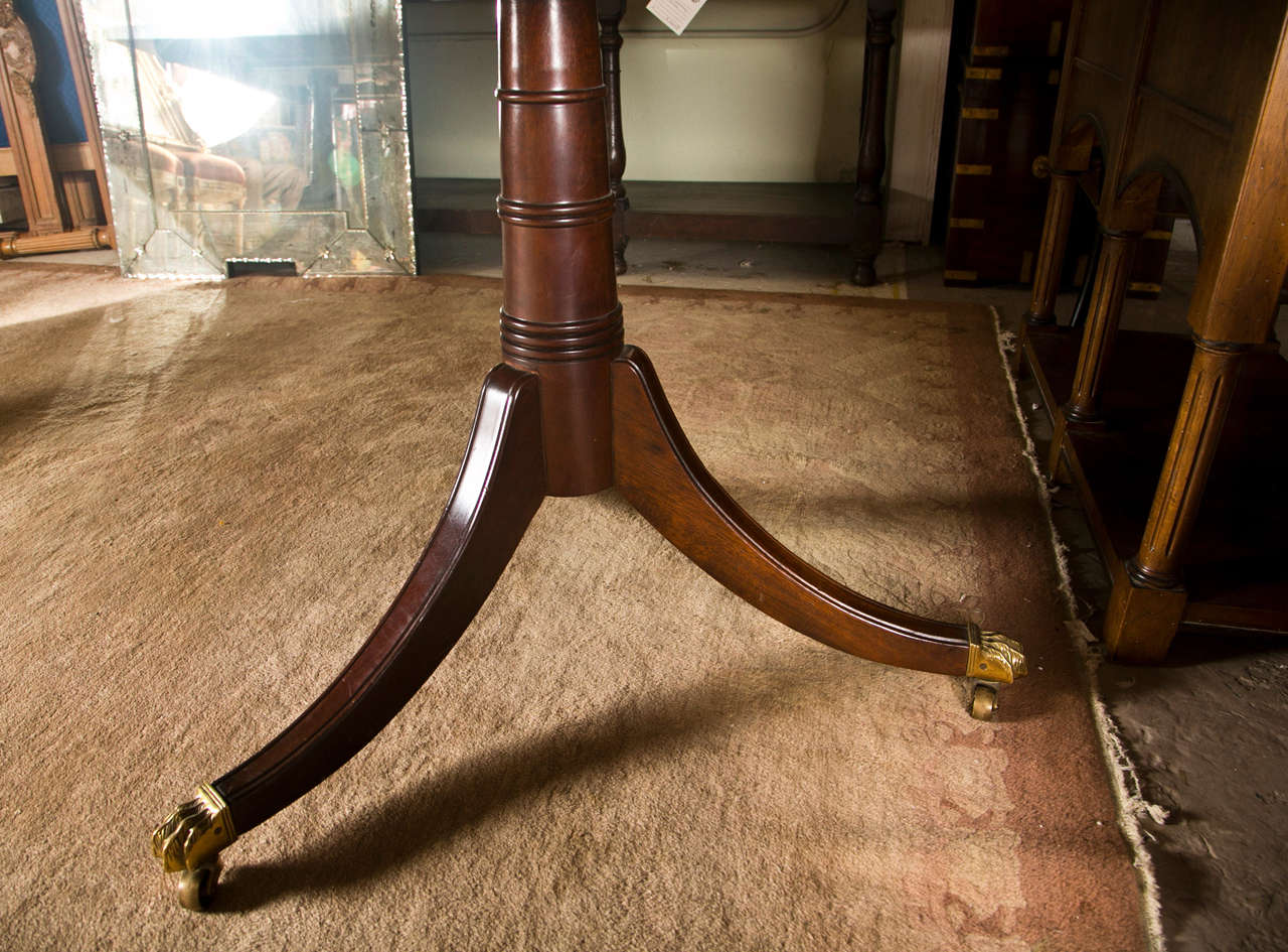 Regency Style Banded Mahogany Dining Table by Stickley In Good Condition In Stamford, CT