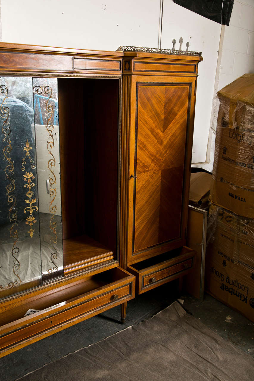 Modernes Bücherregal, Kleiderschrank oder Schrank aus der Mitte des Jahrhunderts von Jansen im Zustand „Gut“ im Angebot in Stamford, CT