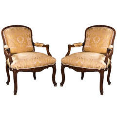 Pair of French Louis XV Style Walnut Bergeres 10