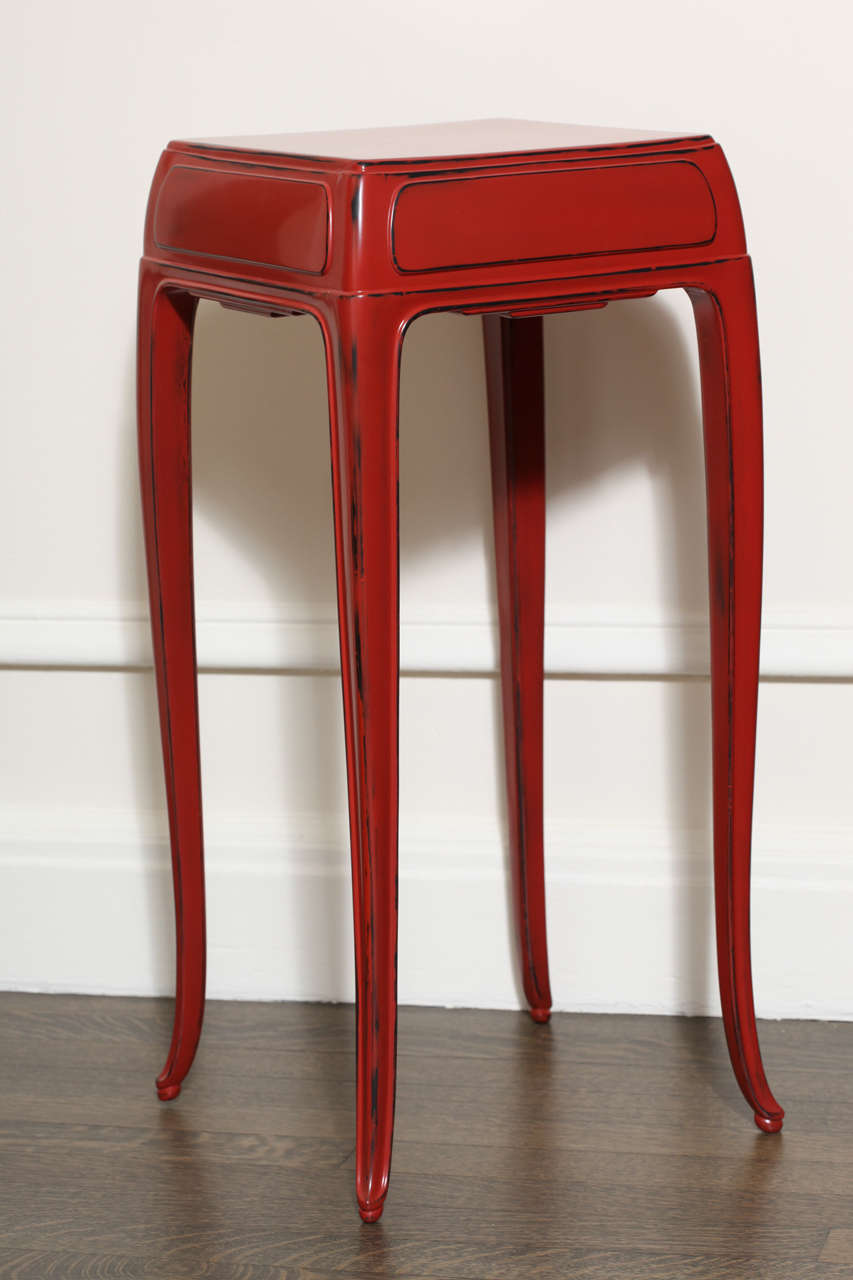 Art Deco Pair of Lacquered End Tables by Jean Dunand In Good Condition In New York, NY