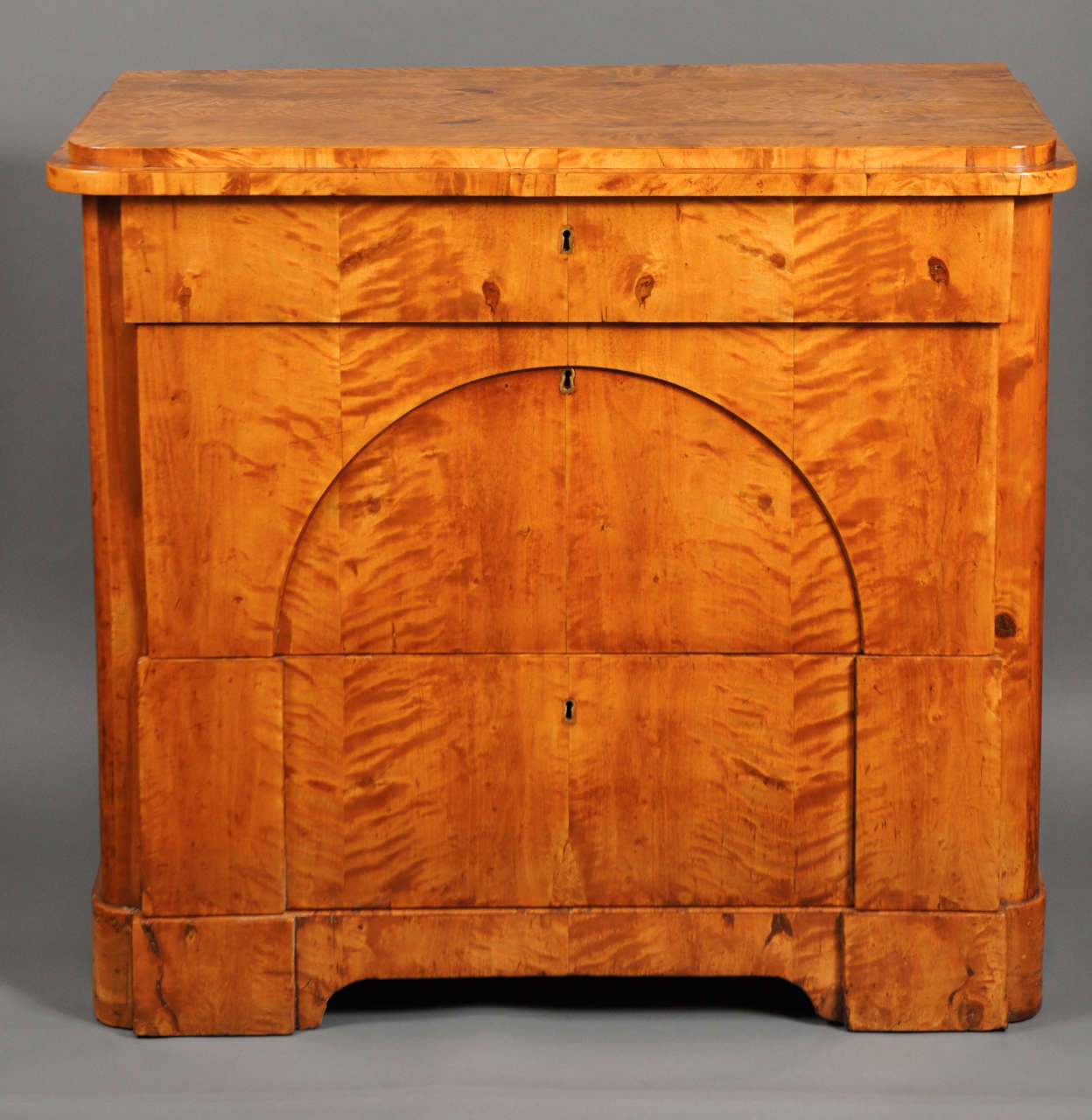 Biedermeier Tiger Maple Commode