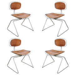 Ensemble de quatre chaises Pompidou du milieu du siècle dernier par Michel Cadestin