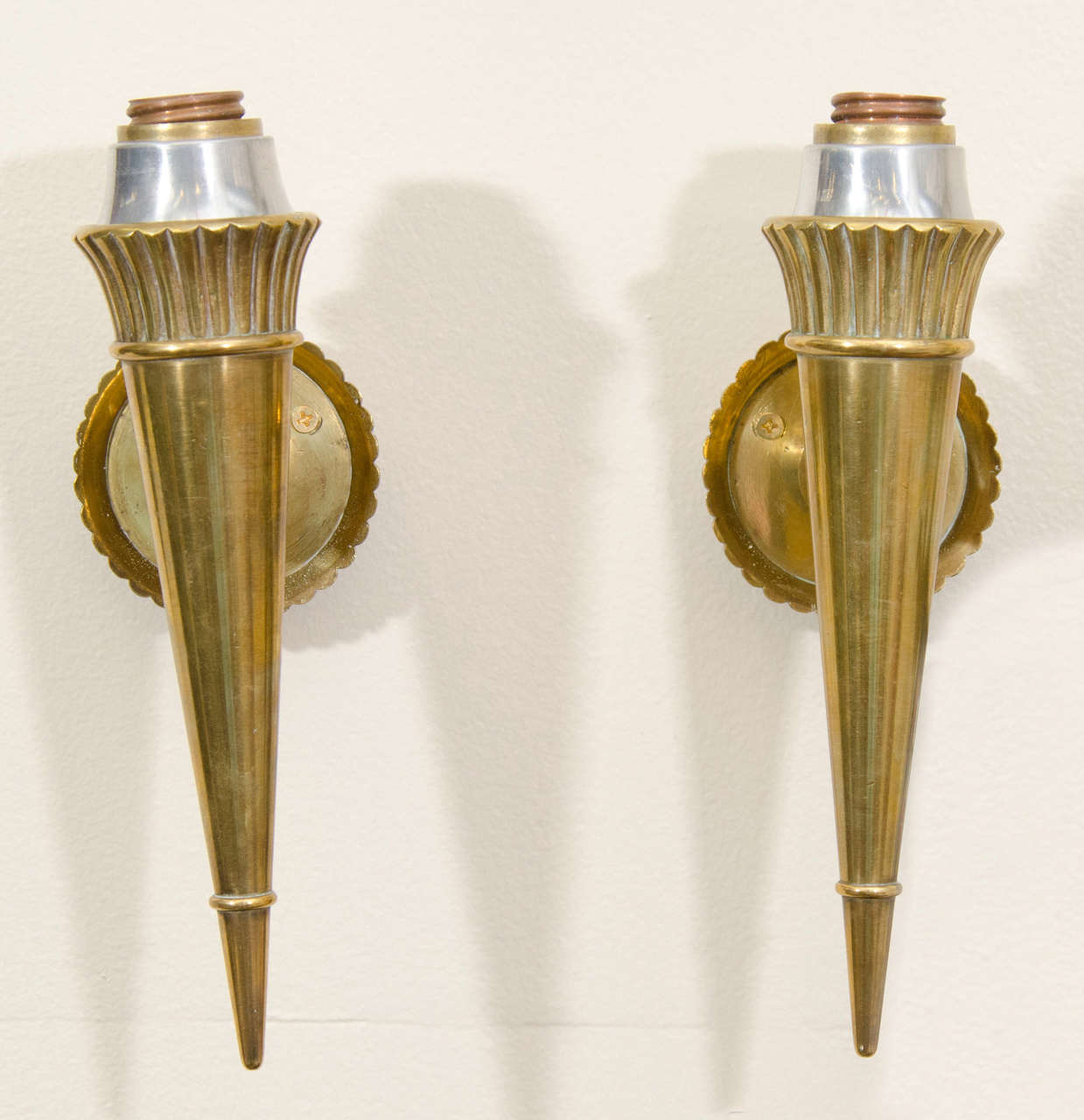 French Pair of Vintage Bronze Sconces Attributed to Genet and Michon For Sale