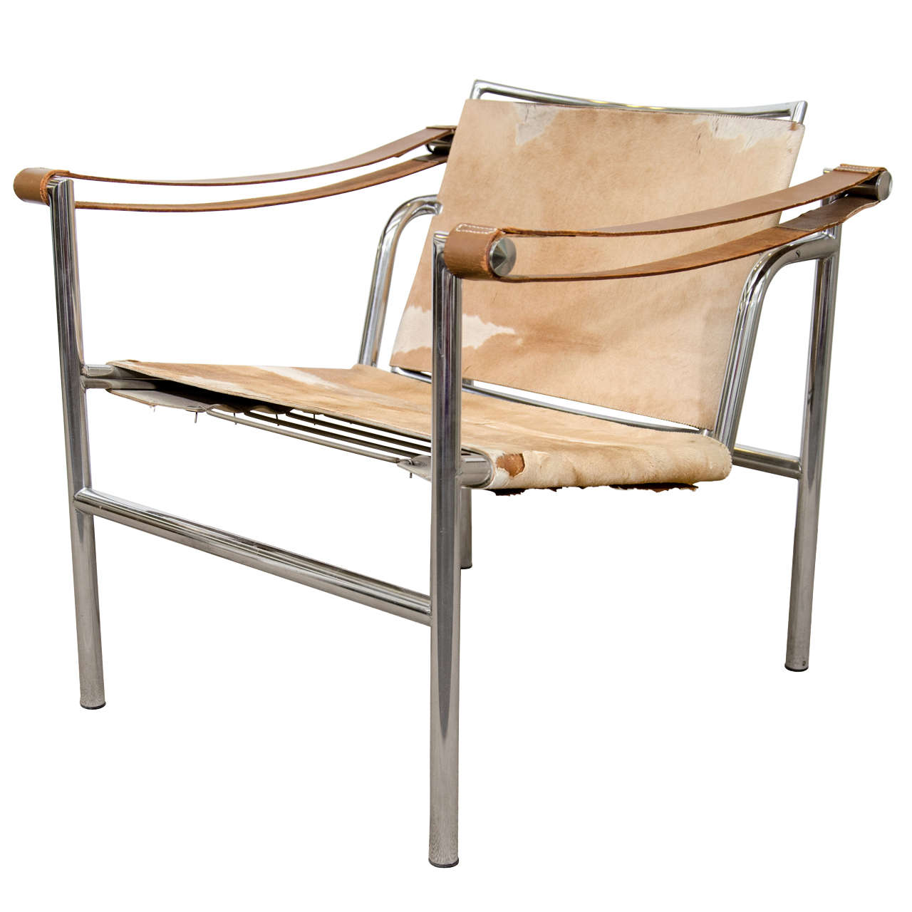 Mid Century Le Corbusier Sling Chair in Hide at 1stDibs | le corbusier lc1  sling chair, cowhide sling chair