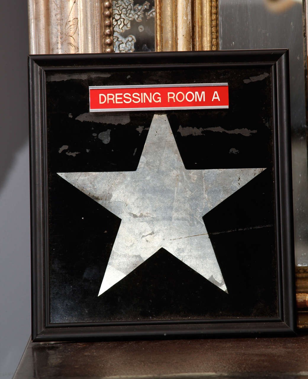 Dressing room star with removable plaque that says 