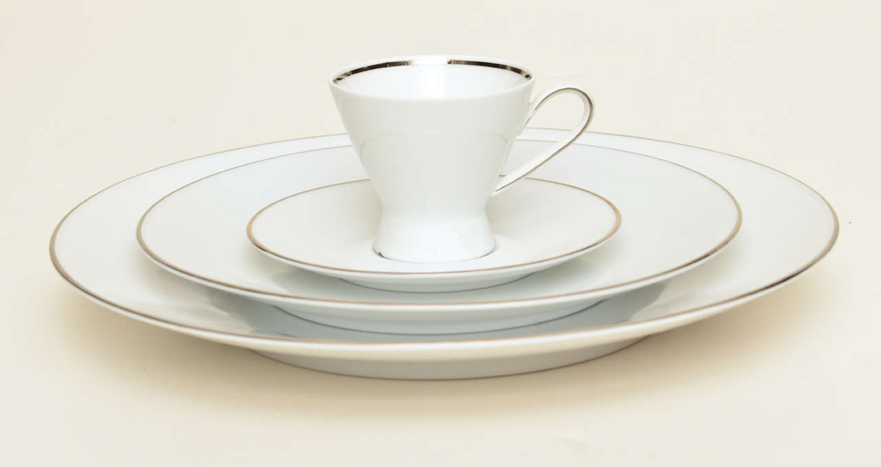 Mid-20th Century Rosenthal Vintage Porcelain Dinner Service/Tableware