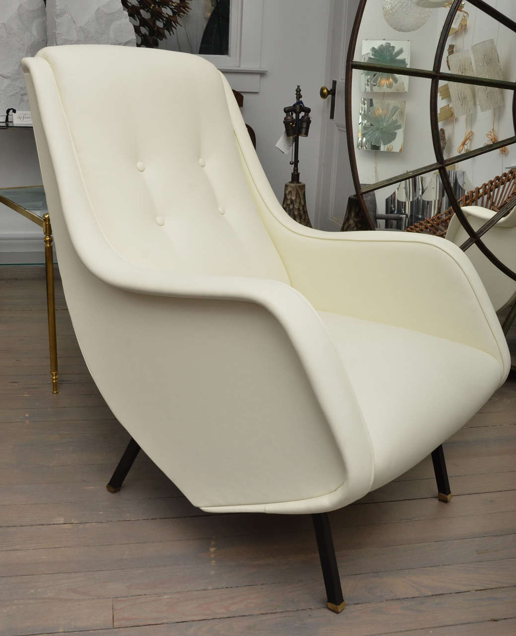 Pair of White Leather Chairs at 1stdibs