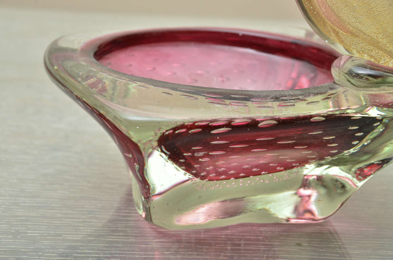 Mid-20th Century Seguso Murano Glass Bowl with Bird Decoration For Sale