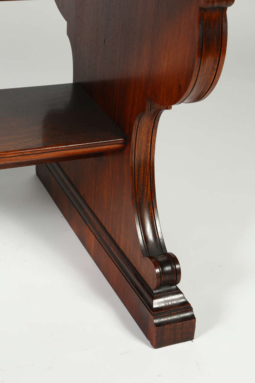 Regency Mahogany Center Table from the Estate of Doris Duke In Excellent Condition For Sale In Los Angeles, CA