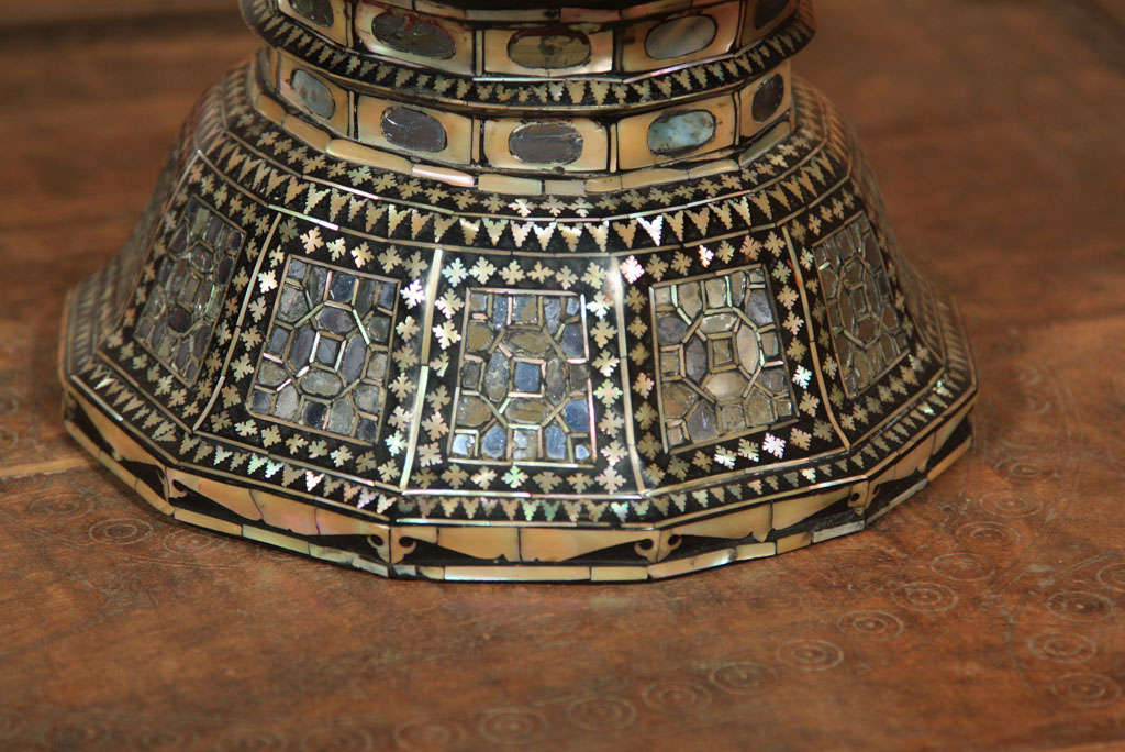 20th Century Offering  Bowl  Vietnam  Lacquer &  Mother of Pearl