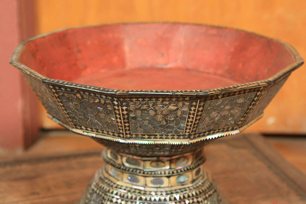 Offering  Bowl  Vietnam  Lacquer &  Mother of Pearl 1