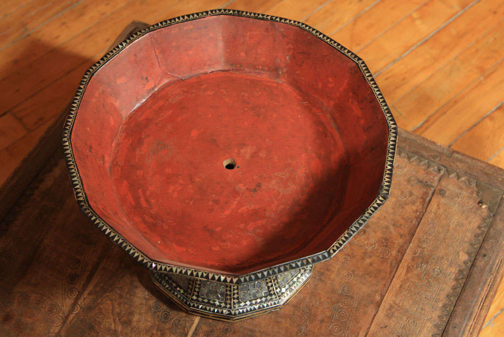 Offering  Bowl  Vietnam  Lacquer &  Mother of Pearl 2