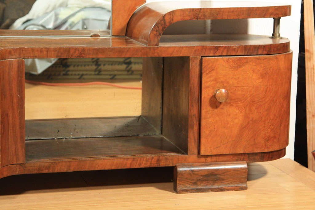 20th Century French  Art  Deco  Dressing  Table For Sale