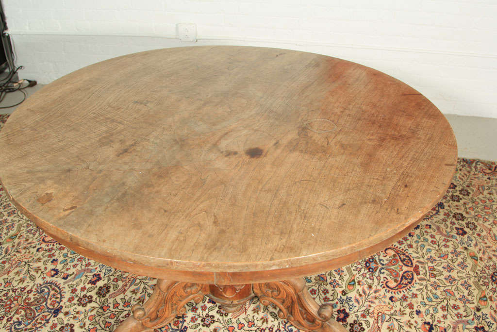 British Colonial Round  Dining  Table  Meja  Bunder For Sale