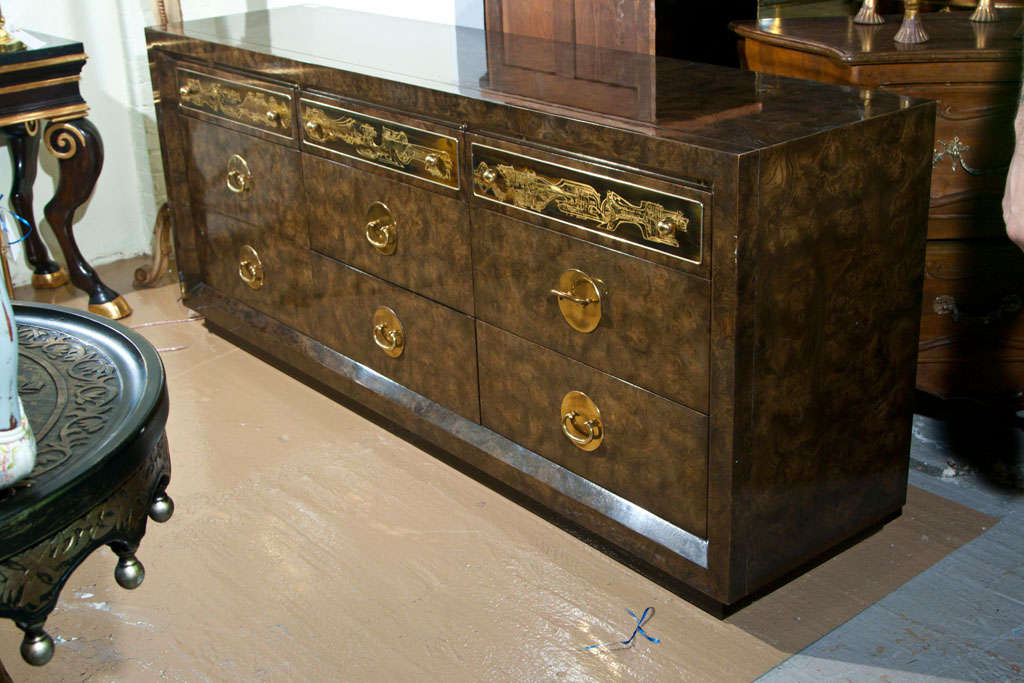 An unusual Mid-Century faux-finish dresser by Mastercraft, signed in upper left drawer, nine drawers.