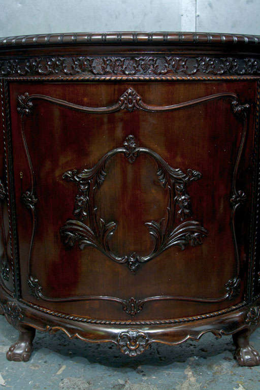 English A Georgian Style Demilune Commode