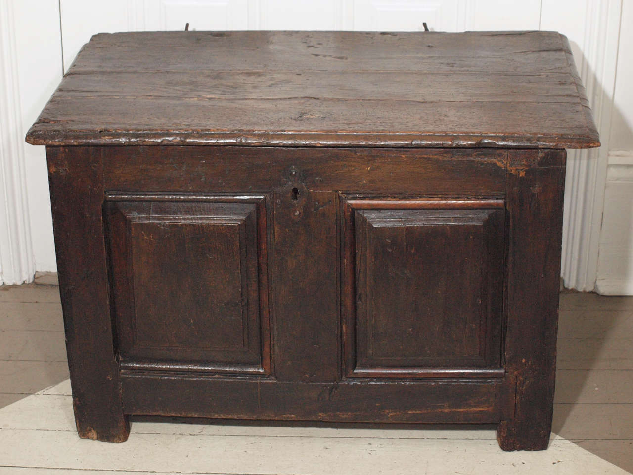 18th c. Oak Box with top opening.  