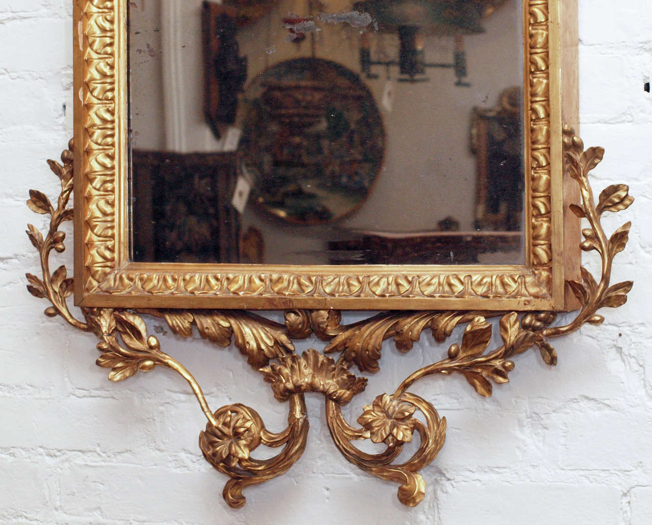 Italian Louis XV Giltwood Mirror For Sale 2