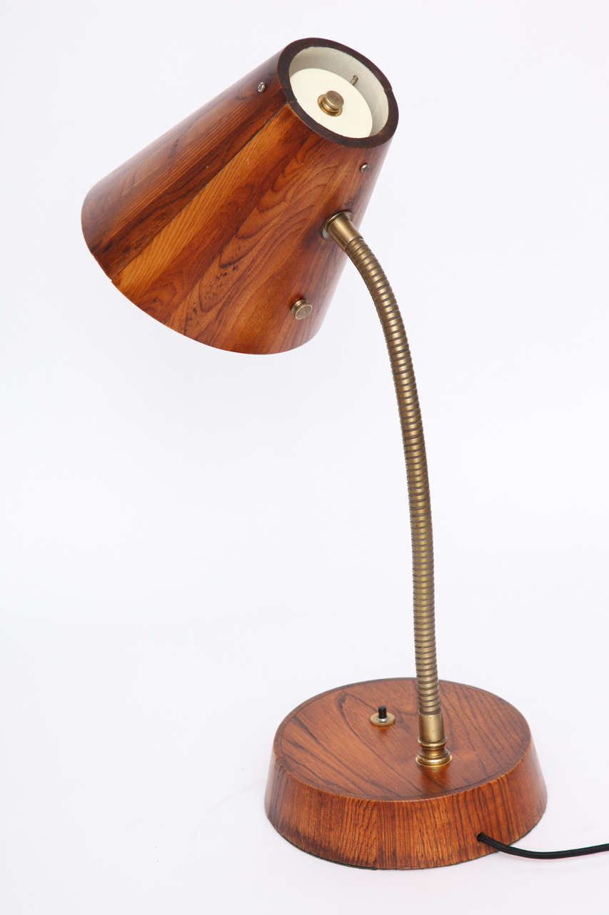 Table Lamp Articulated Mid Century Modern wood and brass 1940's For Sale 1