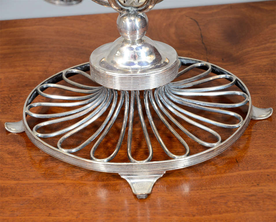 Sheffield Silver Plate Wire and Bristol Glass Epergne Centerpiece In Excellent Condition For Sale In Long Island City, NY
