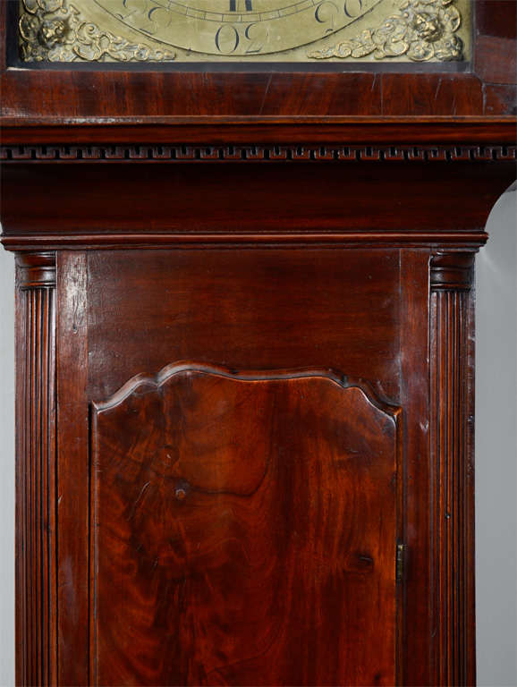 18th Century Irish, George III Mahogany and Brass Longcase Clock In Excellent Condition For Sale In New York, NY