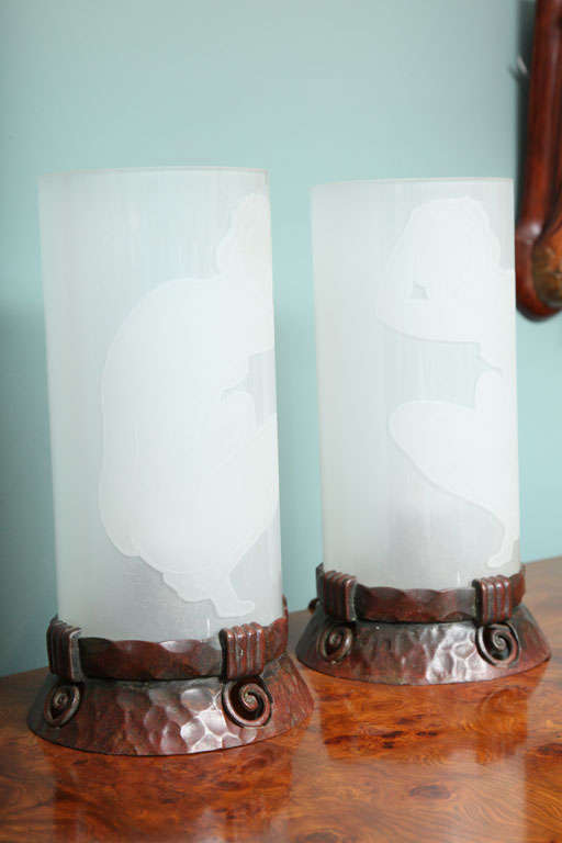 A Pair of Continental Art Nouveau Boudoir Lamps 2