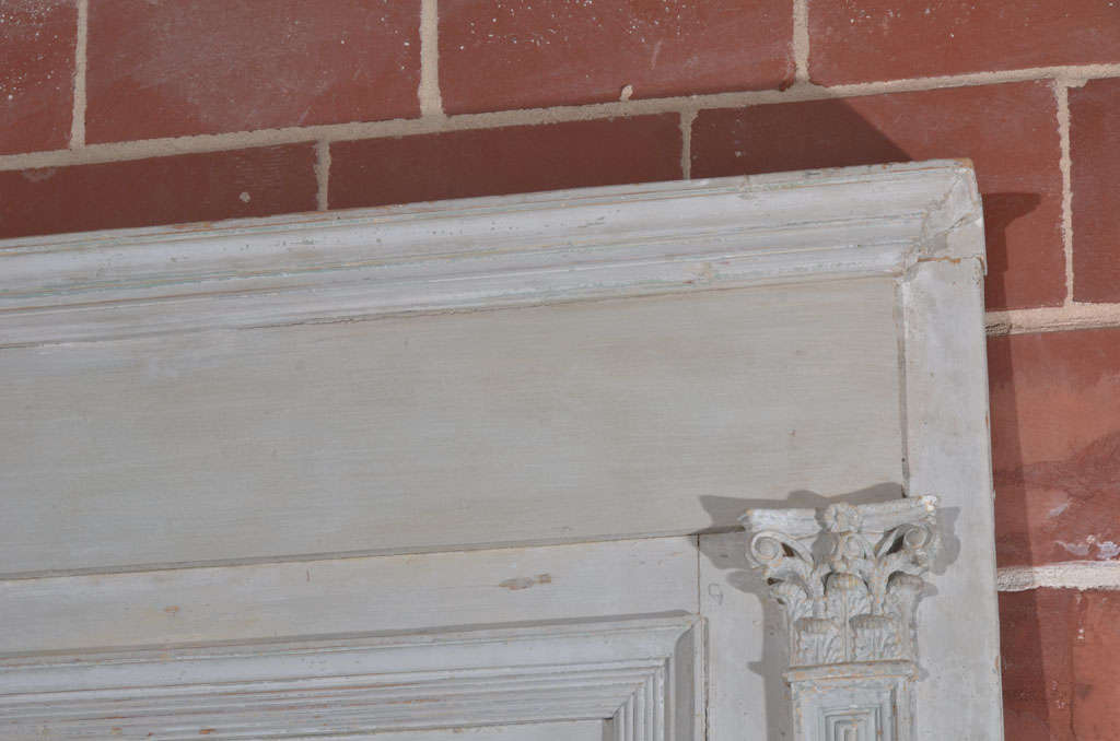 Trumeau with Architectural Moldings In Excellent Condition In Houston, TX