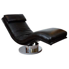 Mid Century Leather and Chrome "Wave" Chaise by Milo Baughman