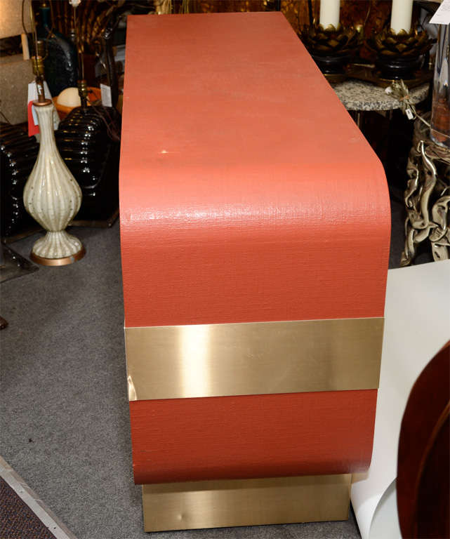 Mid Century Grasscloth Console Table with Brass and Glass 2