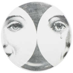 Tema e Variazione Porcelain Plate by Piero Fornasetti
