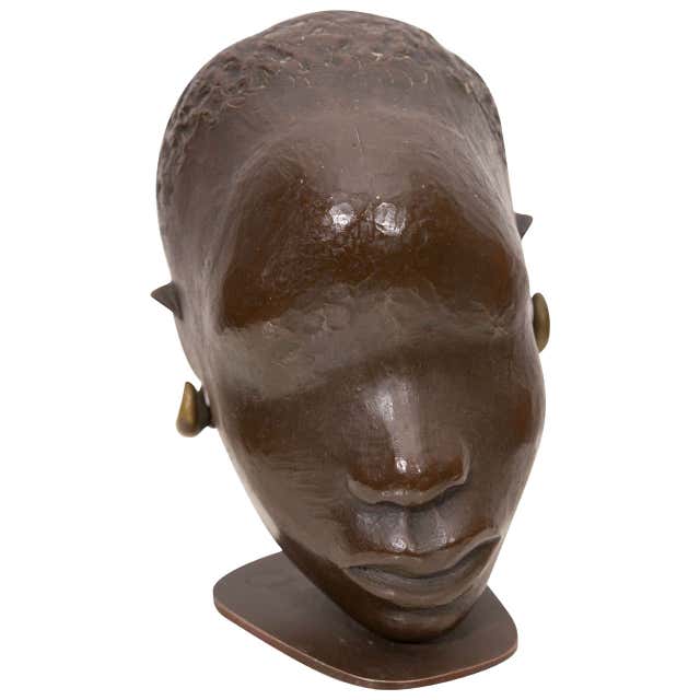 Hagenauer Werkstätte Head Sculpture of an African Woman For Sale at 1stDibs