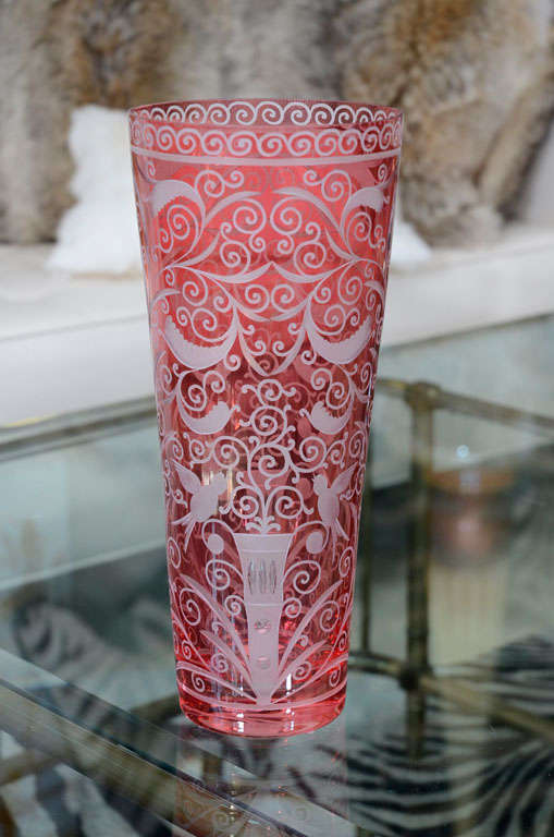 Beautiful hand engraved contemporary vase. The pattern is Baroque style. Made of crystal.