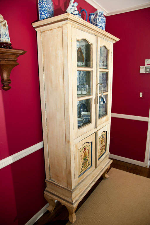 Dutch  Baroque  Style  Cabinet For Sale 5