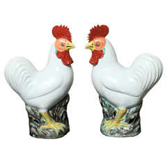 Vintage A Pair of Chinese Export Porcelain Roosters, Mid-20th Century