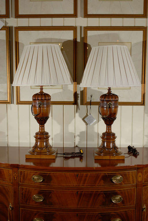 Pair Urns as Lamps For Sale 3