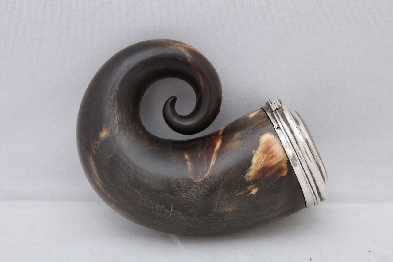 Georgian Sterling Silver, Mounted Horn and Agate Scottish Snuff Mull with Hinged Lid